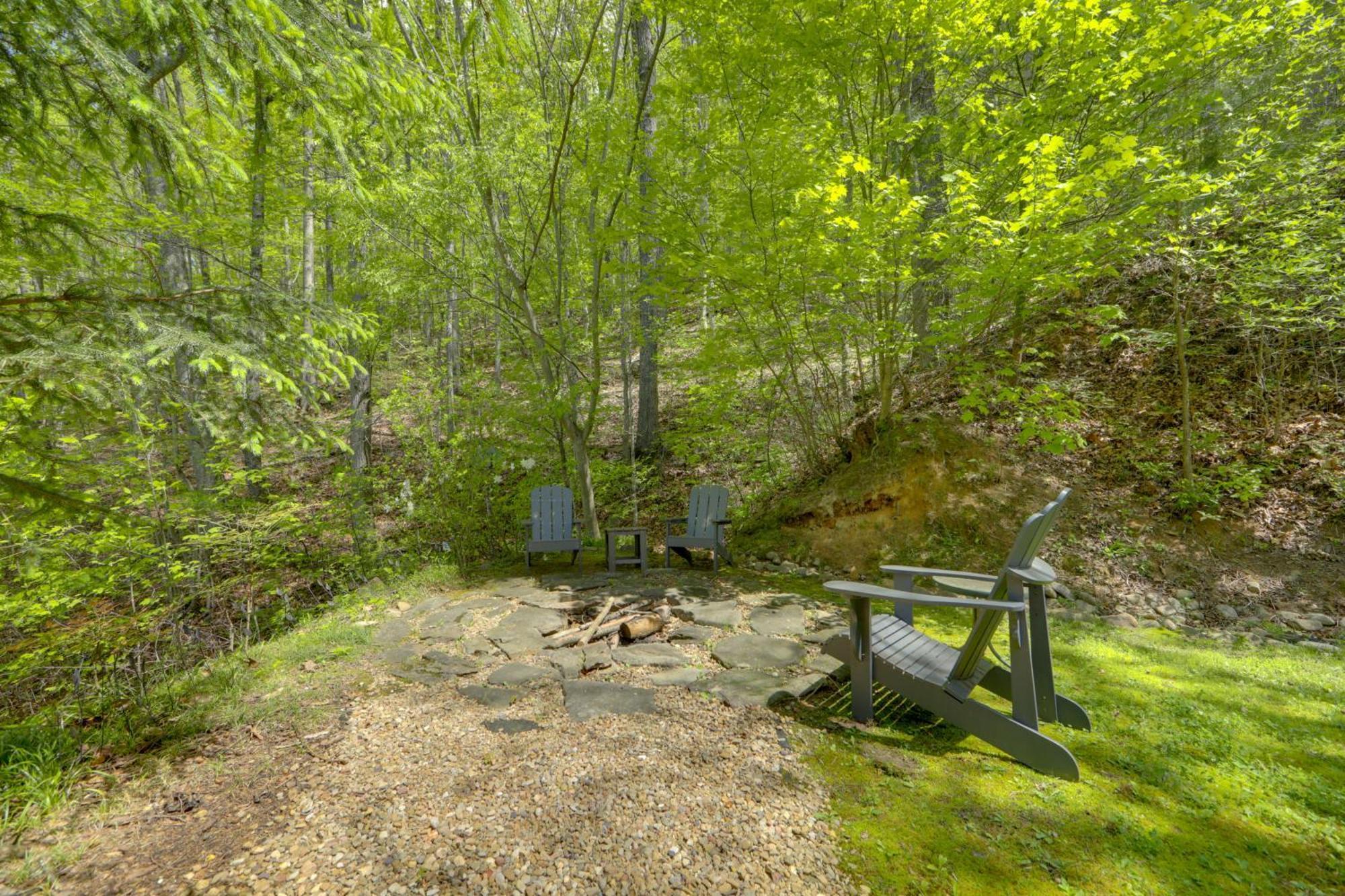 Bryson City Cabin With Hot Tub And Mountain Views! Екстериор снимка
